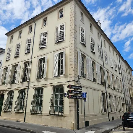 Apartment Grand Moderne, Hypercentre, 3 Chambres, Parking