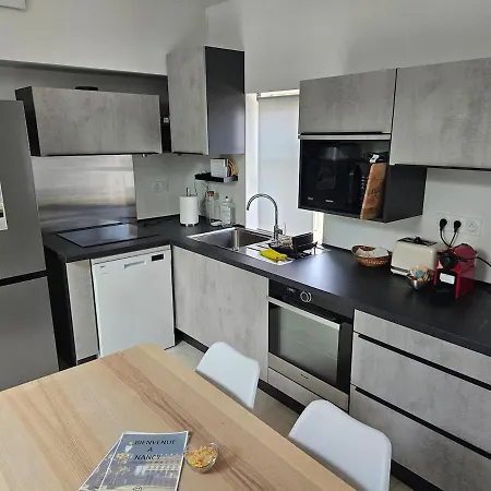 Apartment Grand Moderne, Hypercentre, 3 Chambres, Parking