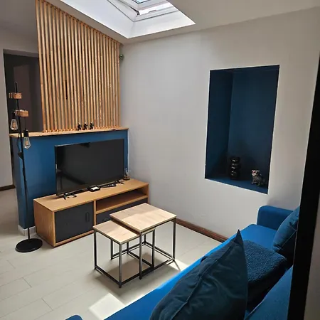 Grand Appartement Moderne, Hypercentre, 3 Chambres, Parking